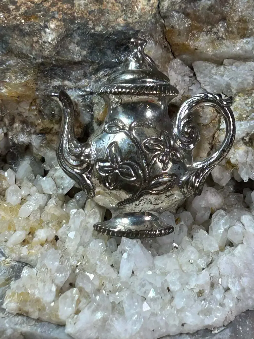 Beau Vtg Sterling Silver  Floral Teapot Pin Brooch